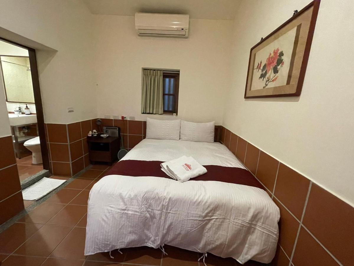 左營蓮潭郭家百年古厝 Otel Kaohsiung Dış mekan fotoğraf