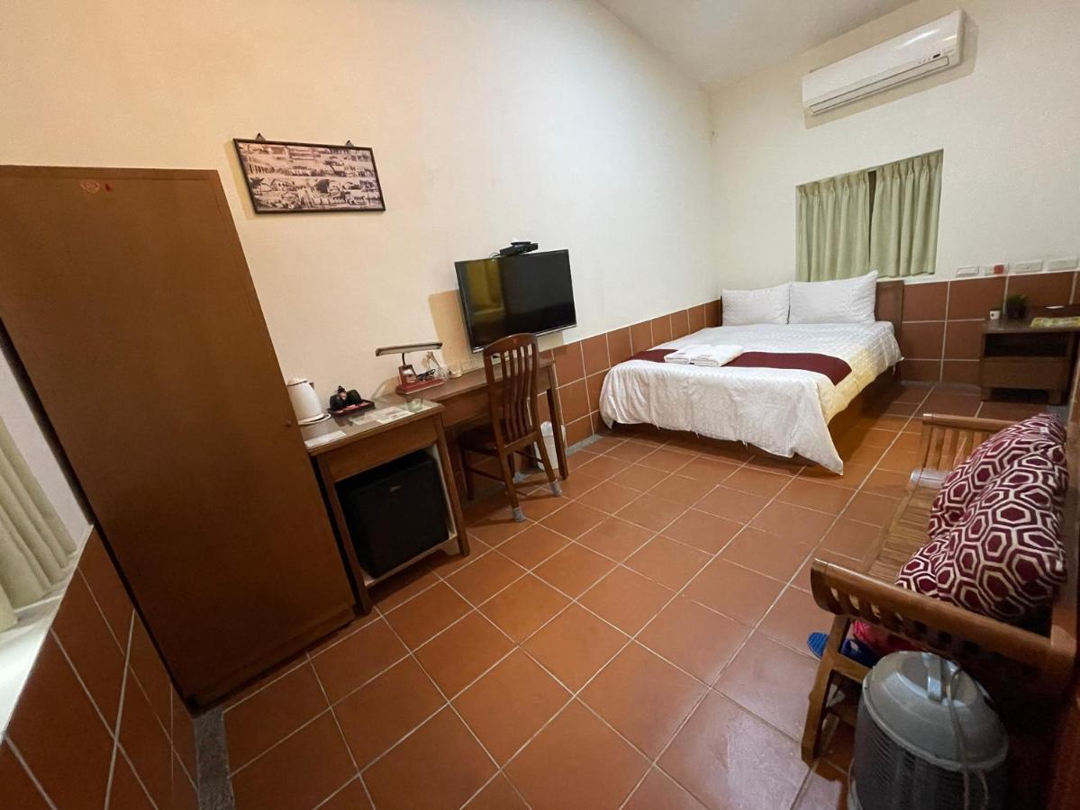 左營蓮潭郭家百年古厝 Otel Kaohsiung Dış mekan fotoğraf