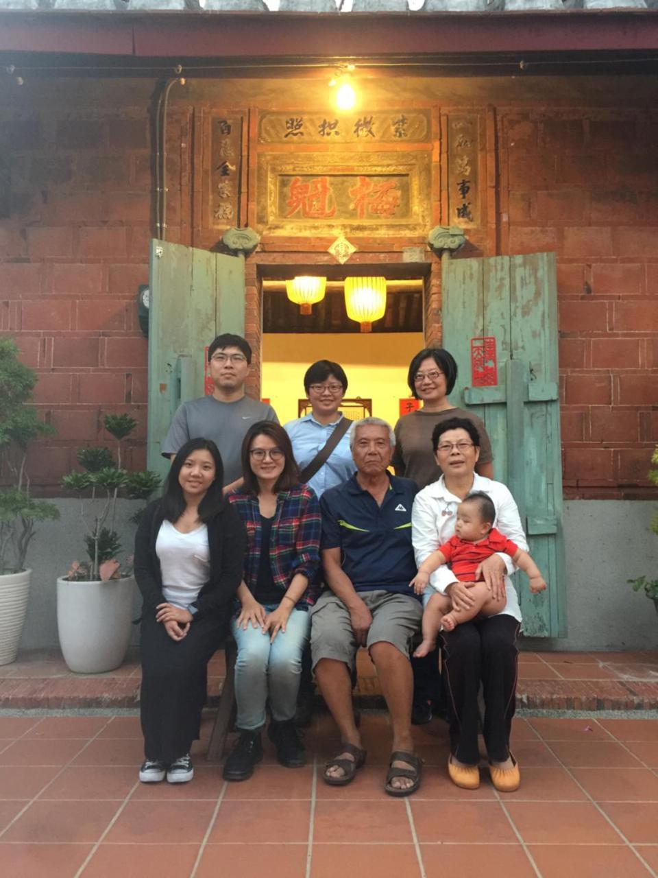 左營蓮潭郭家百年古厝 Otel Kaohsiung Dış mekan fotoğraf